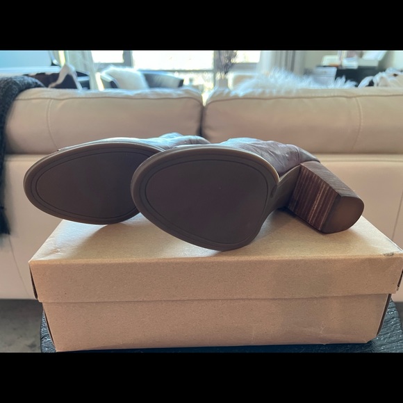 Lucky Ankle Booties - Picture 5 of 5